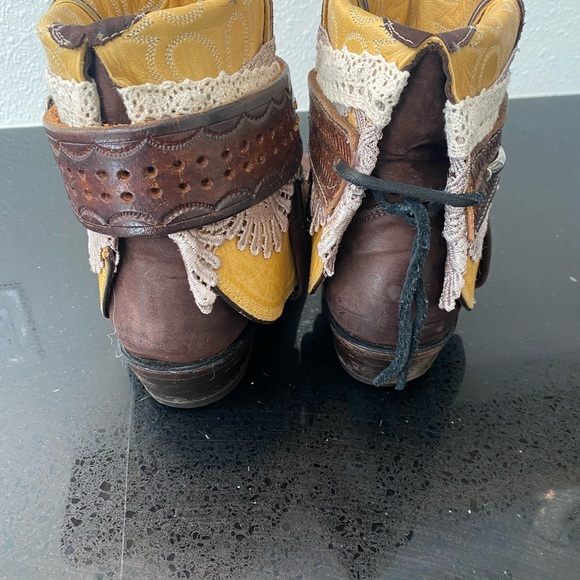 Custom made Gypsy Boots - Picture 4 of 7